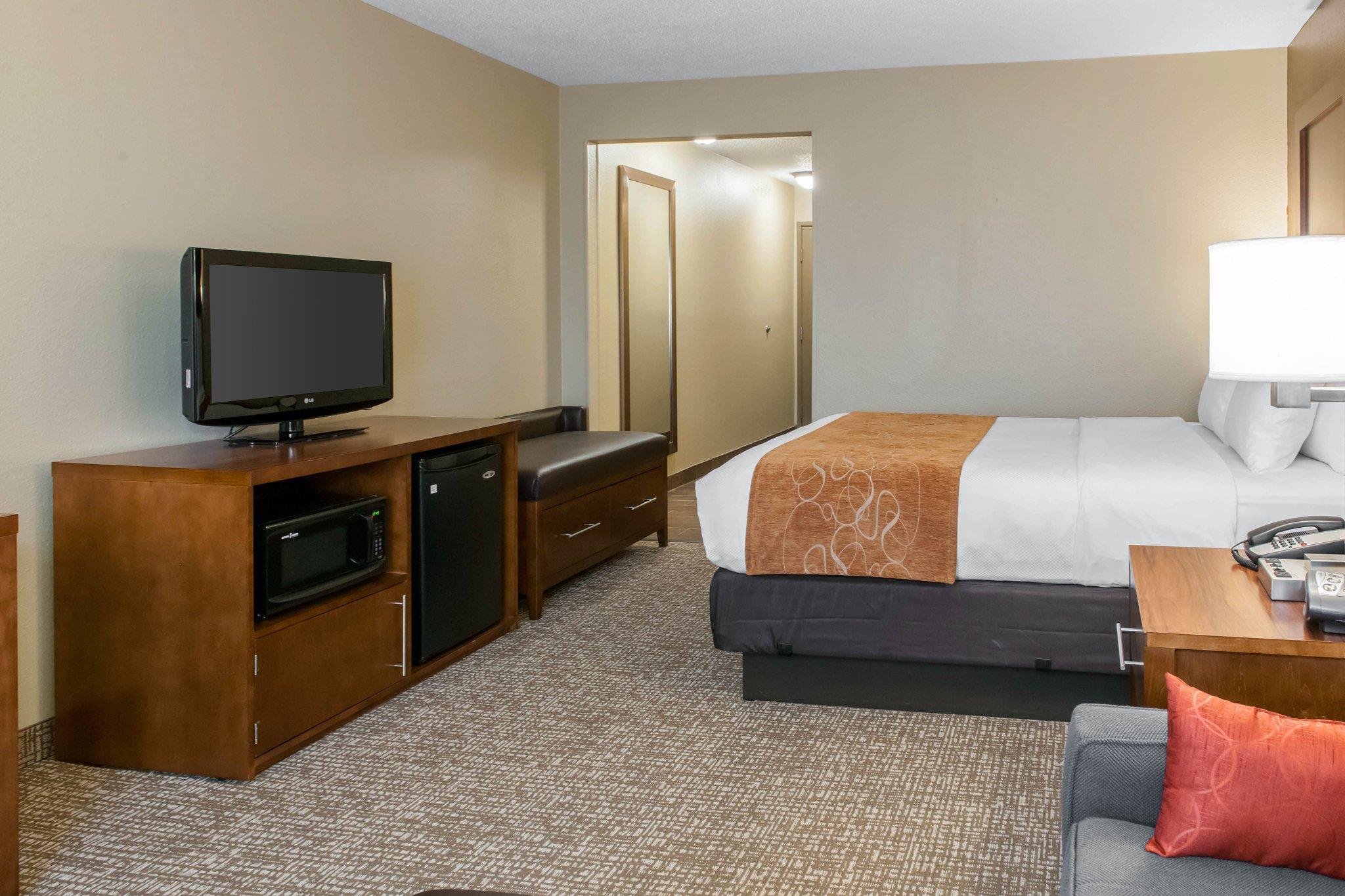 Comfort Suites Terre Haute University Area Eksteriør bilde