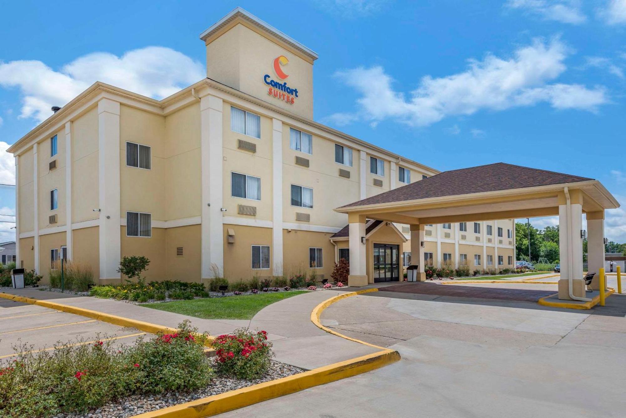 Comfort Suites Terre Haute University Area Eksteriør bilde
