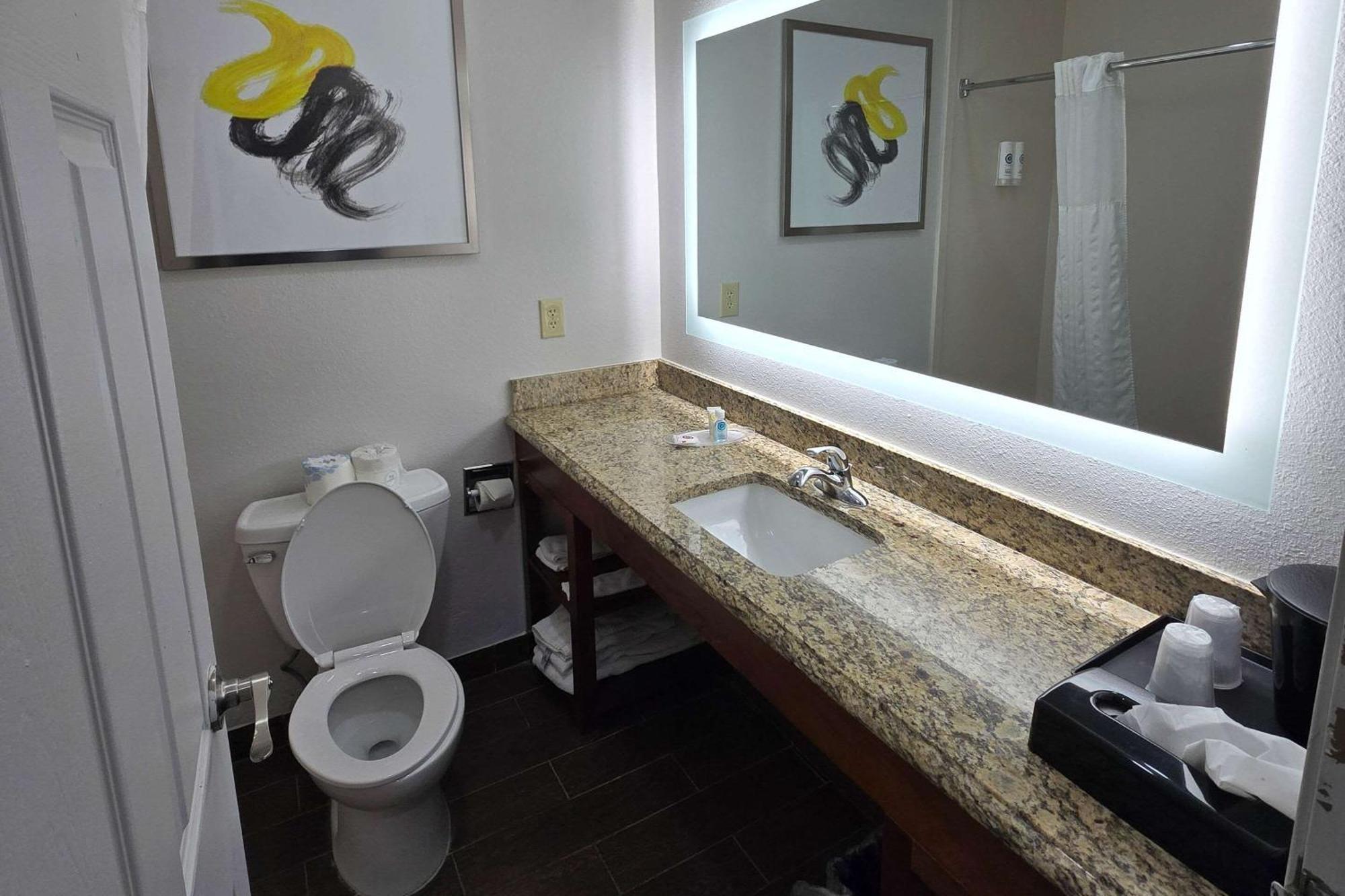 Comfort Suites Terre Haute University Area Eksteriør bilde