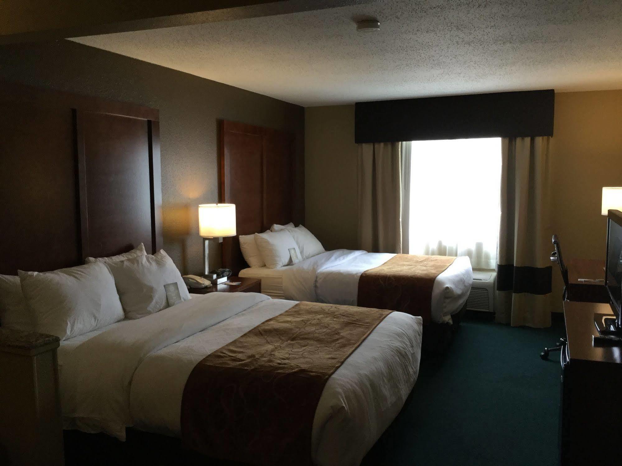 Comfort Suites Terre Haute University Area Eksteriør bilde